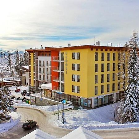 Apartment With Mountain View In Hotel Crocus, Štrbské Pleso Εξωτερικό φωτογραφία